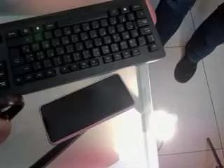 Offline alyssadean on CamSoda