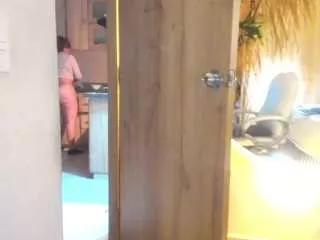 Offline amber-disney on CamSoda