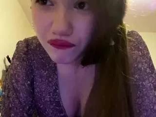 ameliasanchez — tease my butt close to the camera [45 tokens remaining]