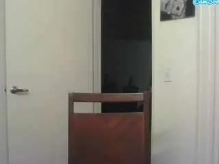 Offline amiyadenae on CamSoda