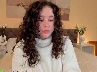 Offline ariella-sol on CamSoda