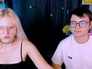 Offline ash-raven on CamSoda