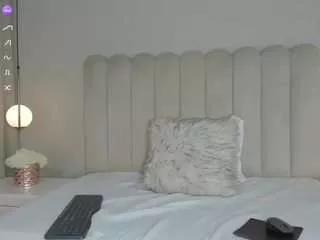 Freechat ashlye-whiite on CamSoda