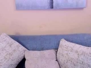 bellamariex on CamSoda 