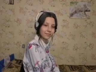 bettebirk — Show my legs [15 tokens remaining]