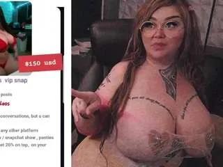 Offline boootystar on CamSoda