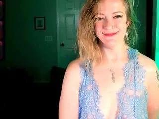 Offline britteebee on CamSoda