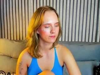 Offline casey-sweeet on CamSoda