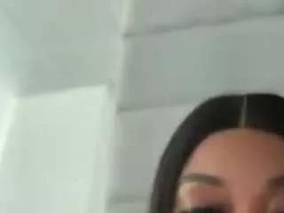 Offline caylin0 on CamSoda