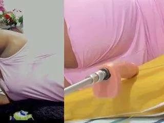 Freechat dakota-lovense on CamSoda