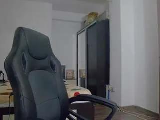 Offline dedesibel1 on CamSoda