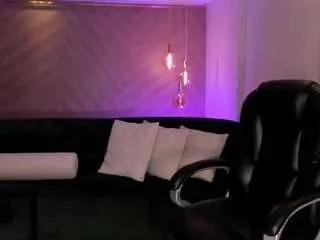 Offline donnastonne on CamSoda