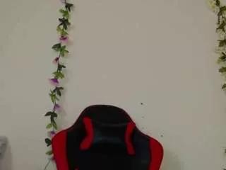 Offline edwardtrans17 on CamSoda