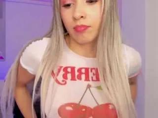 Offline emilly-smith-1 on CamSoda