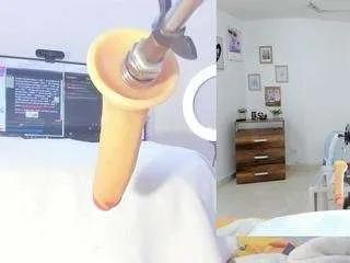 Offline emily-philip on CamSoda