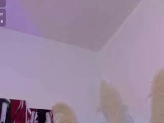 Offline emmasexxy on CamSoda