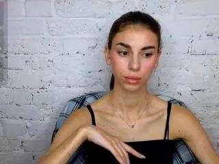 Offline emmigreen on CamSoda