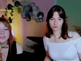 Offline esma-shine on CamSoda