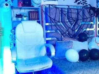 Offline eva-walker on CamSoda