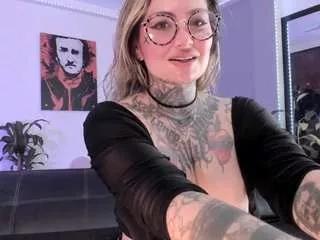 Offline fermercury on CamSoda