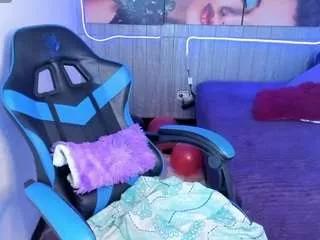 Offline flaca57 on CamSoda