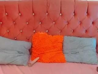 Offline giselslut on CamSoda