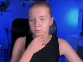 Offline gloria-bubble on CamSoda