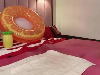 Offline hallybans on CamSoda