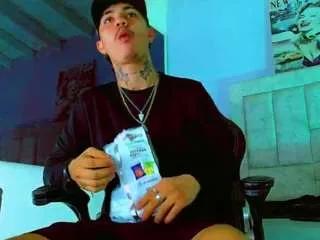 Offline hannilest on CamSoda