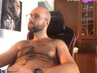 Offline heels4funn on CamSoda