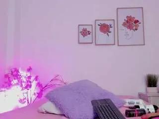 Offline hellzel-moon on CamSoda