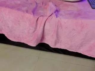 Offline hellzel-moon on CamSoda