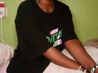 innocent-howty on CamSoda 