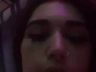 Offline jessiebayyyy on CamSoda