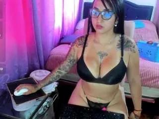 Offline kenia-oz on CamSoda