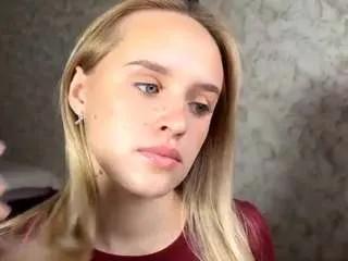 Offline kieraleeming on CamSoda