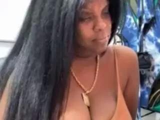 Offline kitty-kash on CamSoda