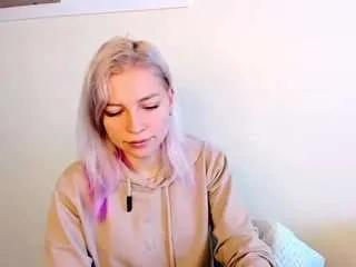 Offline kristihoward on CamSoda