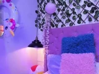 Offline lauren-evan on CamSoda