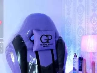 Offline liaa-18 on CamSoda