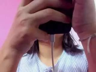 littlejulieta on CamSoda 