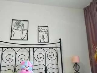 lollavibes — Squirt show ! [1099 tokens remaining]