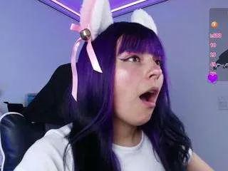 Offline marceliinee on CamSoda