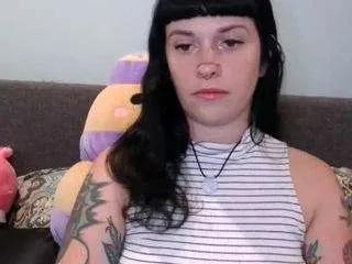 Offline marcelinegoddess on CamSoda