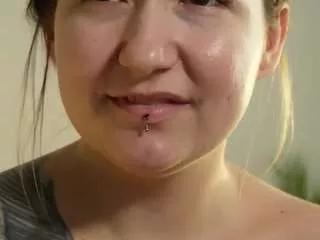 Offline meganhart on CamSoda