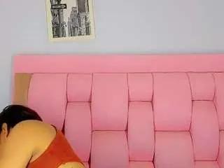 Freechat melanie-soto on CamSoda