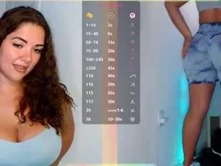 Freechat milavalentina on CamSoda