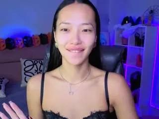 CamSoda miurra is Freechat miurra — Golden Ticket Show: Perfect flexible show (100 tokens per ticket)
