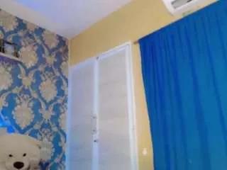 Offline nicoledollts on CamSoda