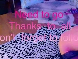 Offline nikkiprincess on CamSoda